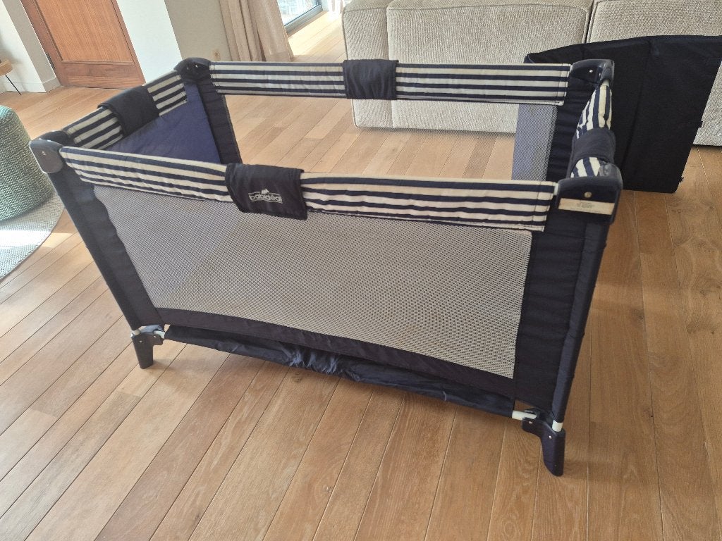 Lit de voyage pour bébé - en bon état, Enlèvement, Comme neuf, Lit de voyage