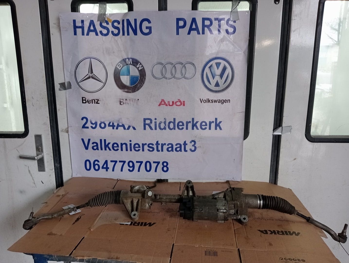 Stuurbekrachtigingshuis met artikelnummer 13836910 BMW 3 ser, Gebruikt, -, -, Ophalen of Verzenden