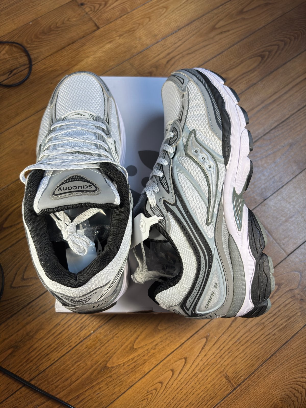 Saucony omni 9, Enlèvement ou Envoi, Neuf, Chaussures