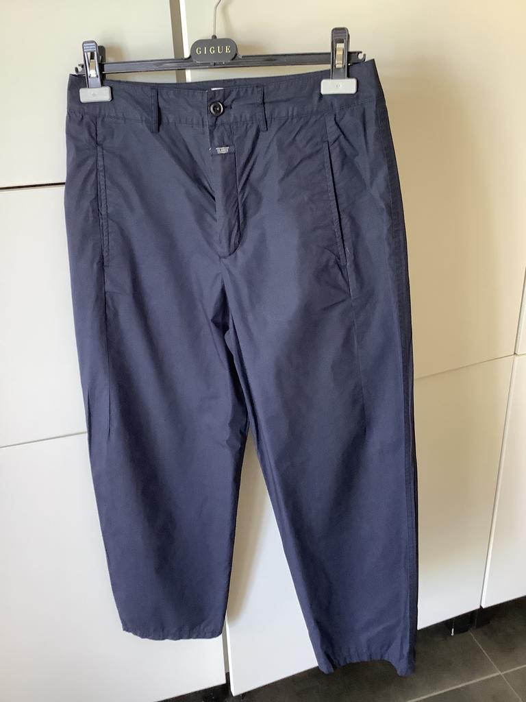 Broek closed, Kleding | Dames, Broeken en Pantalons, Ophalen of Verzenden, Zo goed als nieuw