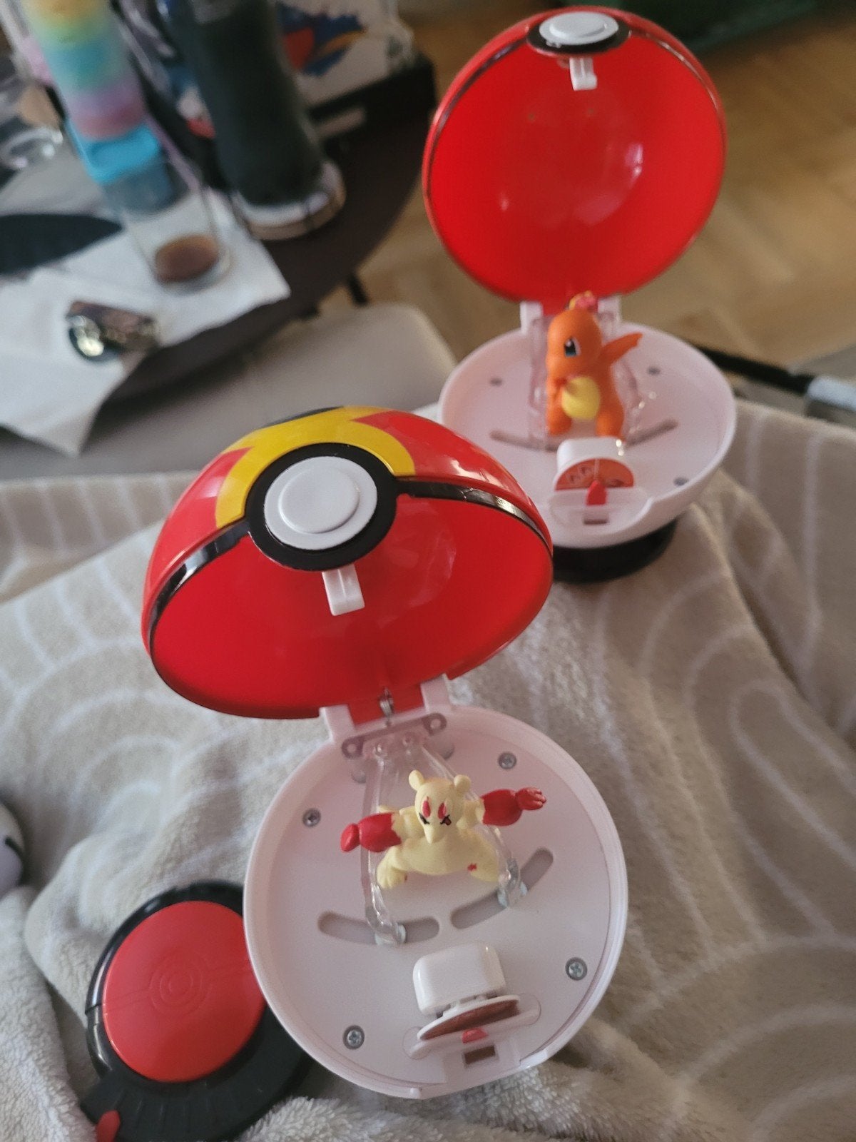 pokemon ballen en dieren, Ophalen