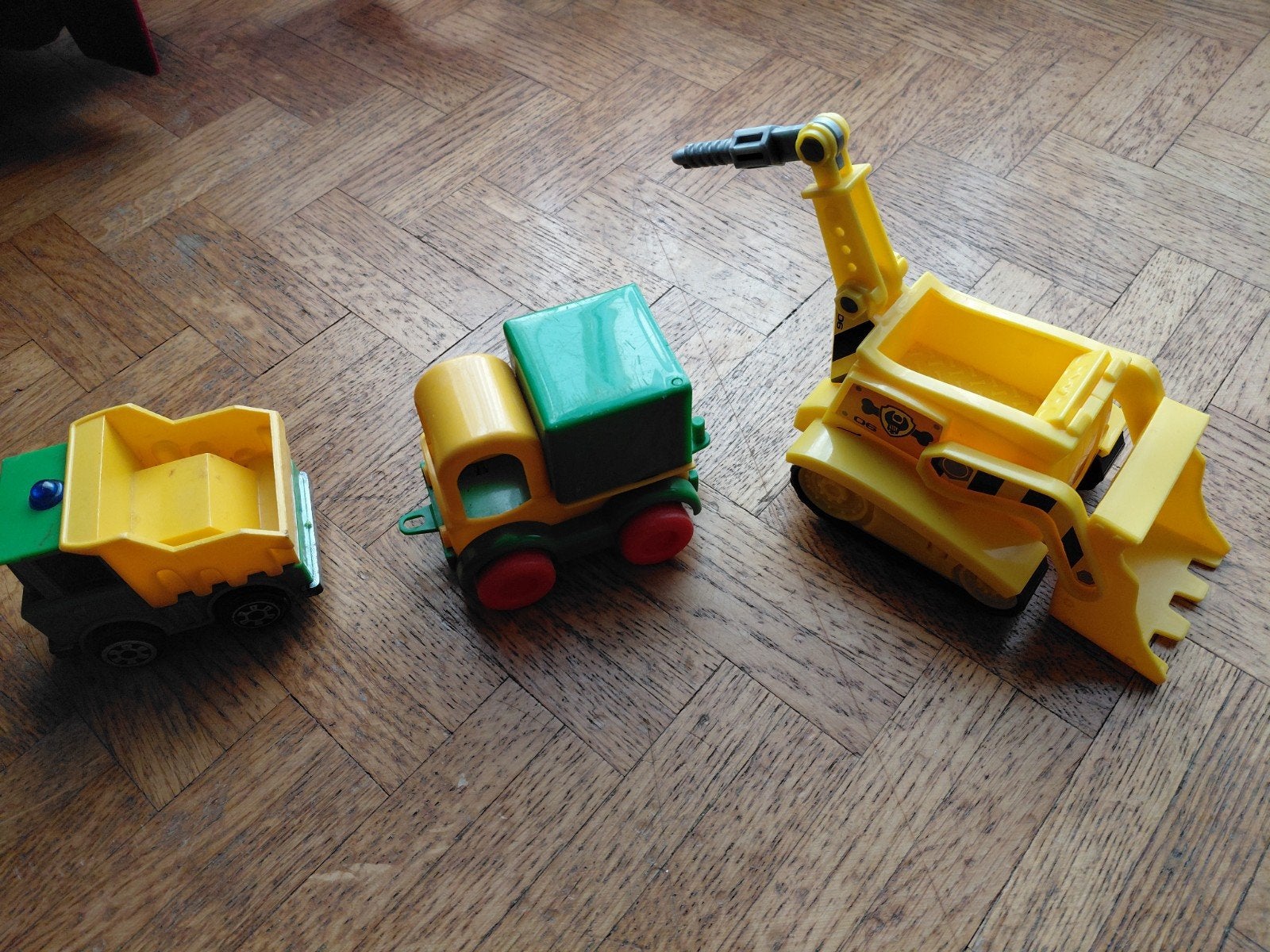3 speelvoertuigen te koop, Enfants & Bébés, Enlèvement ou Envoi