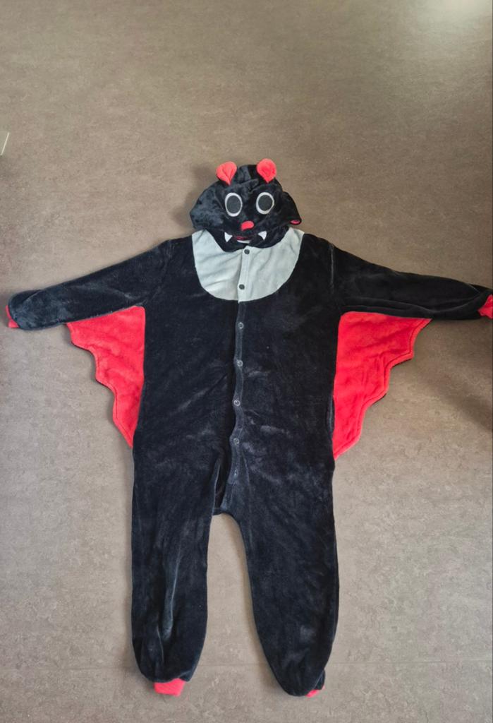 Tof verkleedkledij pijama zalig pak vleermuis 146-152, Enfants & Bébés, Costumes de carnaval & Déguisements, Enlèvement ou Envoi