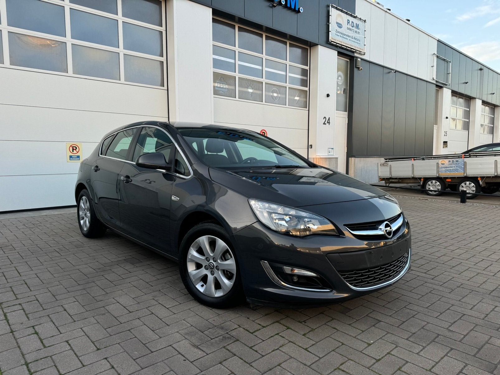 Opel Astra 1.4i Turbo 47.000Km / Ond.Boek/ 12M. Gr./ Gekeurd, Auto's, Voorwielaandrijving, Euro 5, Leder en Stof, Bedrijf