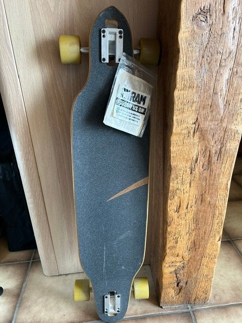 longboard RAM , NIEUW, Enlèvement, Neuf, Autres types, Longboard