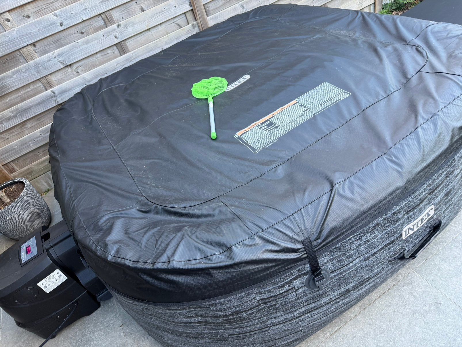 jacuzzi spa met zout, Tuin en Terras, Ophalen, Zo goed als nieuw