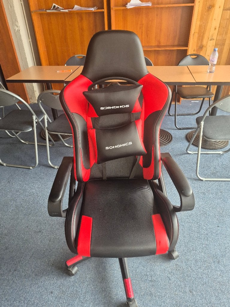 Chaise gaming, Maison & Meubles, Chaises de bureau, Comme neuf, Enlèvement, Ergonomique, Chaise de bureau