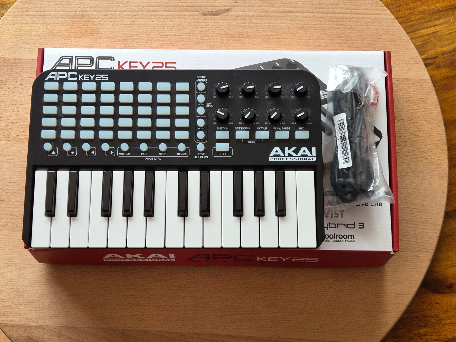 AKAI APC Key 25 | MIDI Keyboard & Ableton Live Controller |, Muziek en Instrumenten, Keyboards, Ophalen of Verzenden, Zo goed als nieuw