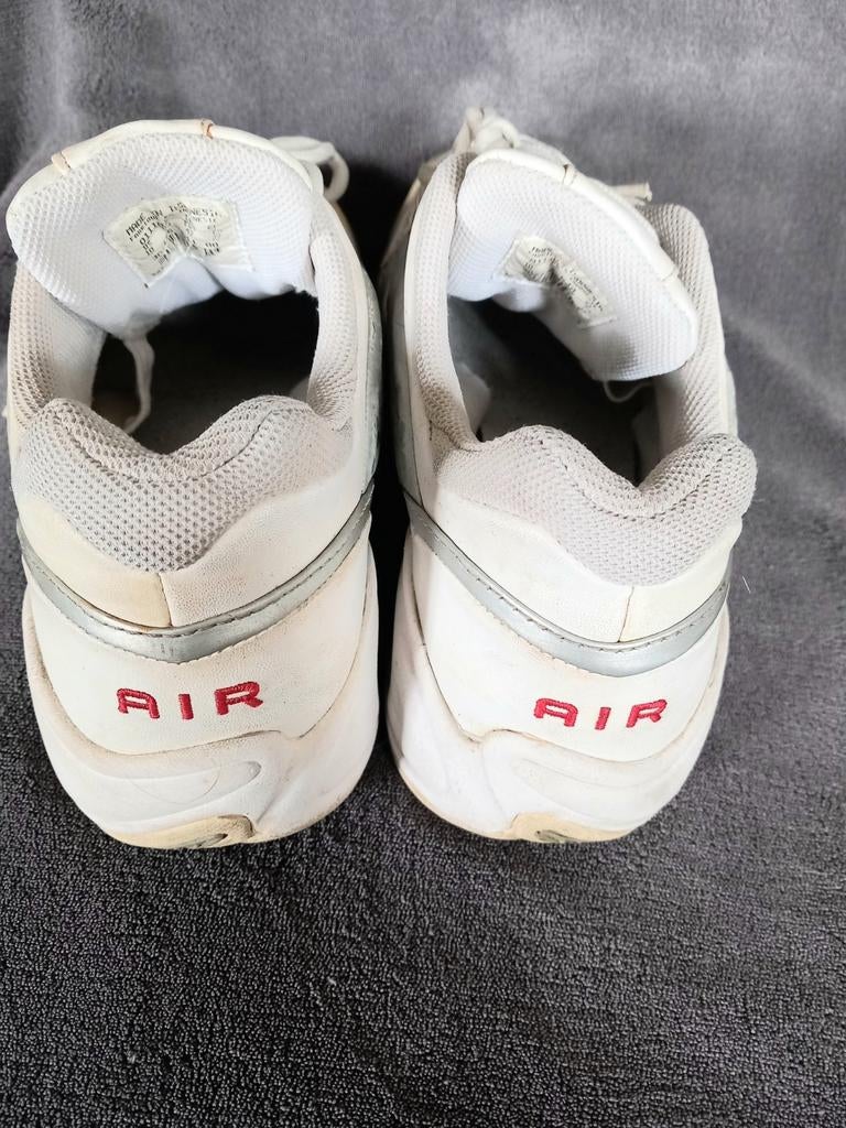 Vintage Nike air - maat 42 -> 5€, Kleding | Heren, Ophalen, Wit, Nike, Sneakers