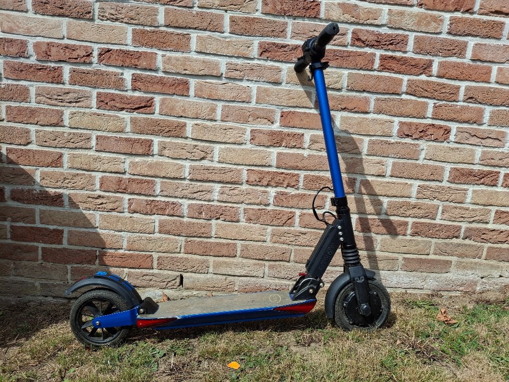 Trotinette E-Twow Booster, Enlèvement, Utilisé
