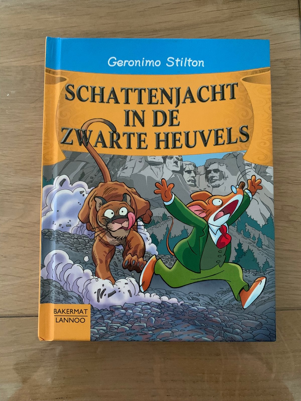 Geronimo Stilton - Schattenjacht in de zwarte heuvels, Enlèvement ou Envoi, Geronimo Stilton