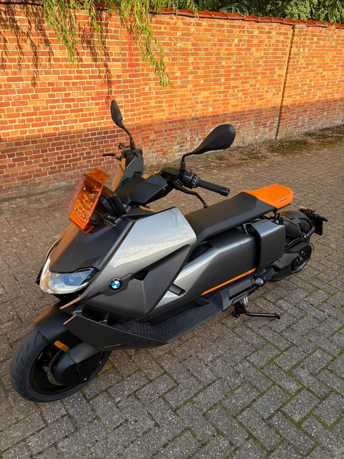 Permis de conduire Bmw CE04 125cc A1 encore neuf 57 km, Permis Moto A1 minimum, Selle chauffante, Automatique, 125 cm³