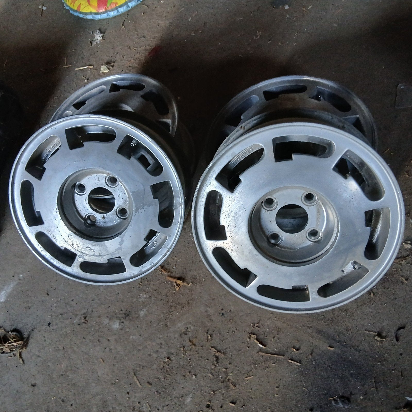 pirelli velgen 4x108 14'', Autos : Pièces & Accessoires, Enlèvement, Jante(s)