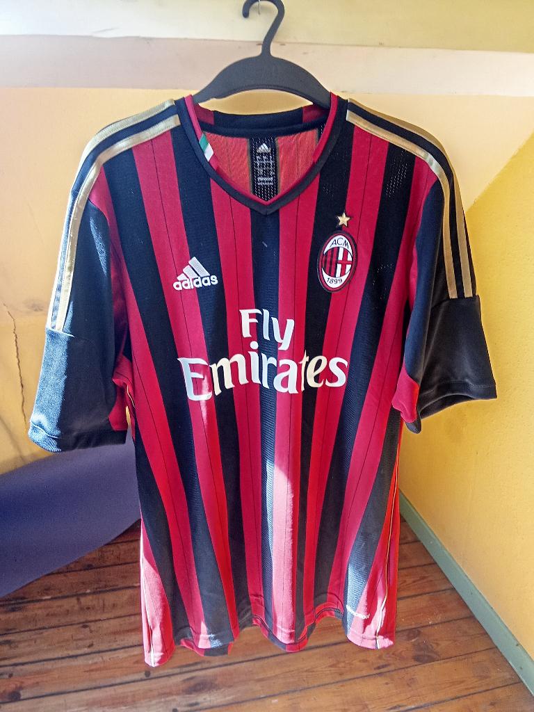 AC Milan voetbalshirt, Sport en Fitness, Voetbal, Maat L, Ophalen of Verzenden, Zo goed als nieuw, Shirt