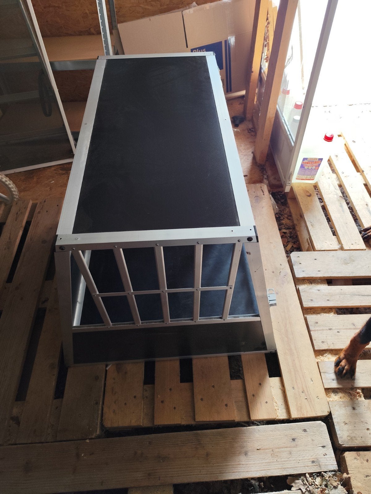 Honden bench in, Dieren en Toebehoren, Hondenhokken, Ophalen
