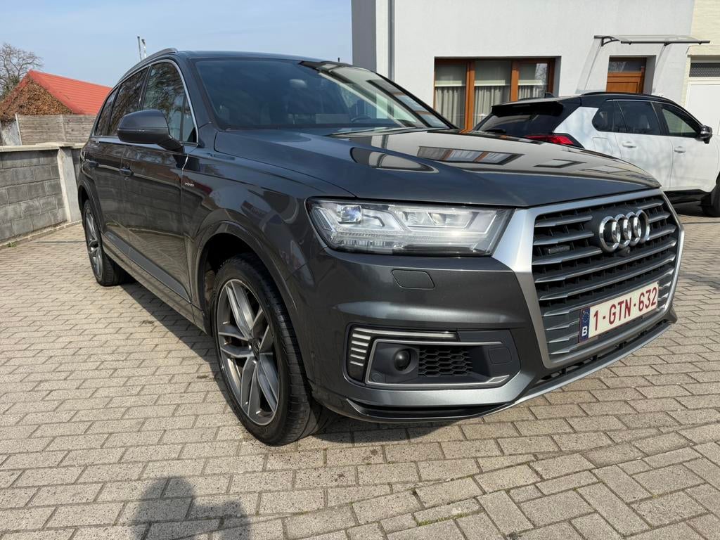 Audi Q7 e-tron Quattro bj2017 BTW wagen, Auto's, Automaat, Testrit aan huis, 2520 kg, Leder