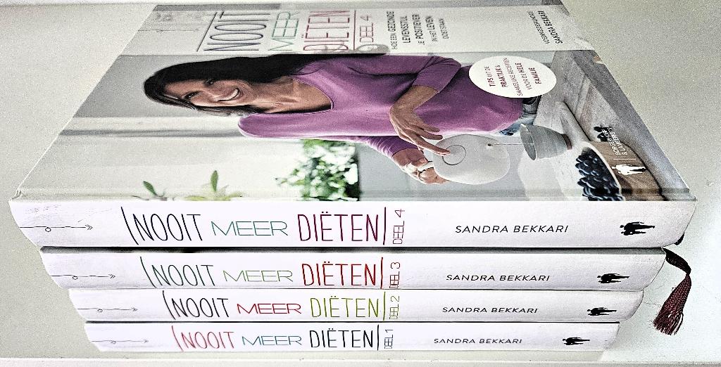 Sandra Bekkari Nooit Meer Diëten boeken (1 tem 4 ), Boeken, Kookboeken, Ophalen