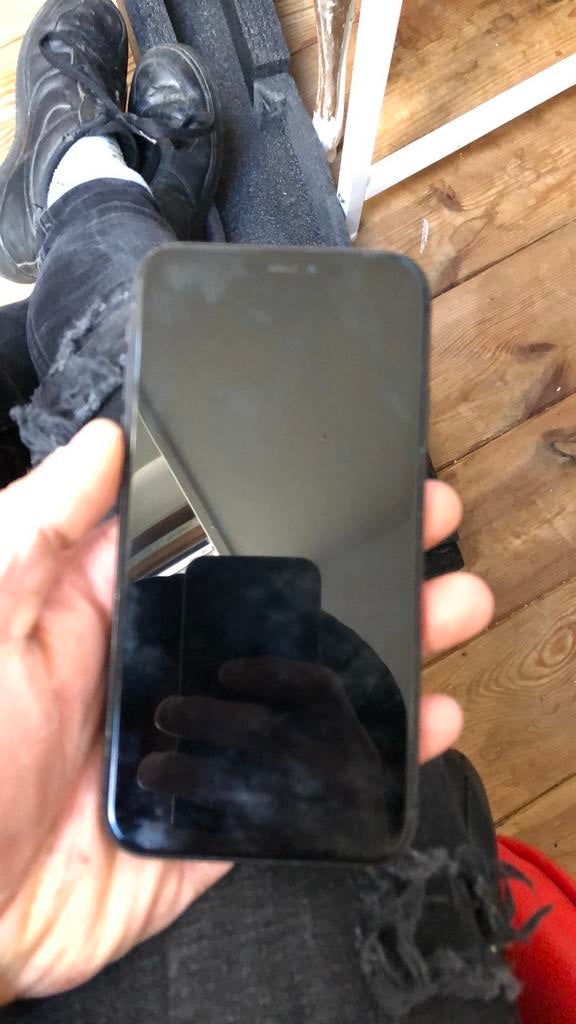 Kapotte iphone, Telecommunicatie, Mobiele telefoons | Samsung, Ophalen, Zo goed als nieuw