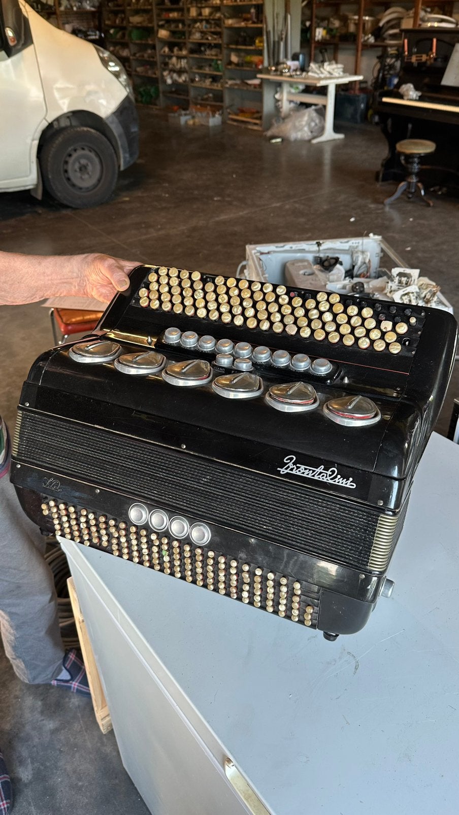 Vintage Frontalini knopaccordeon – Speelklaar, Musique & Instruments, Accordéons, Enlèvement, Comme neuf, Accordéon à boutons