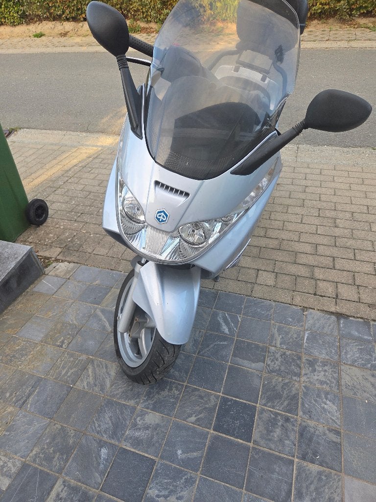 Piaggo 250cc, Motoren, 250 cc, 12 t/m 35 kW