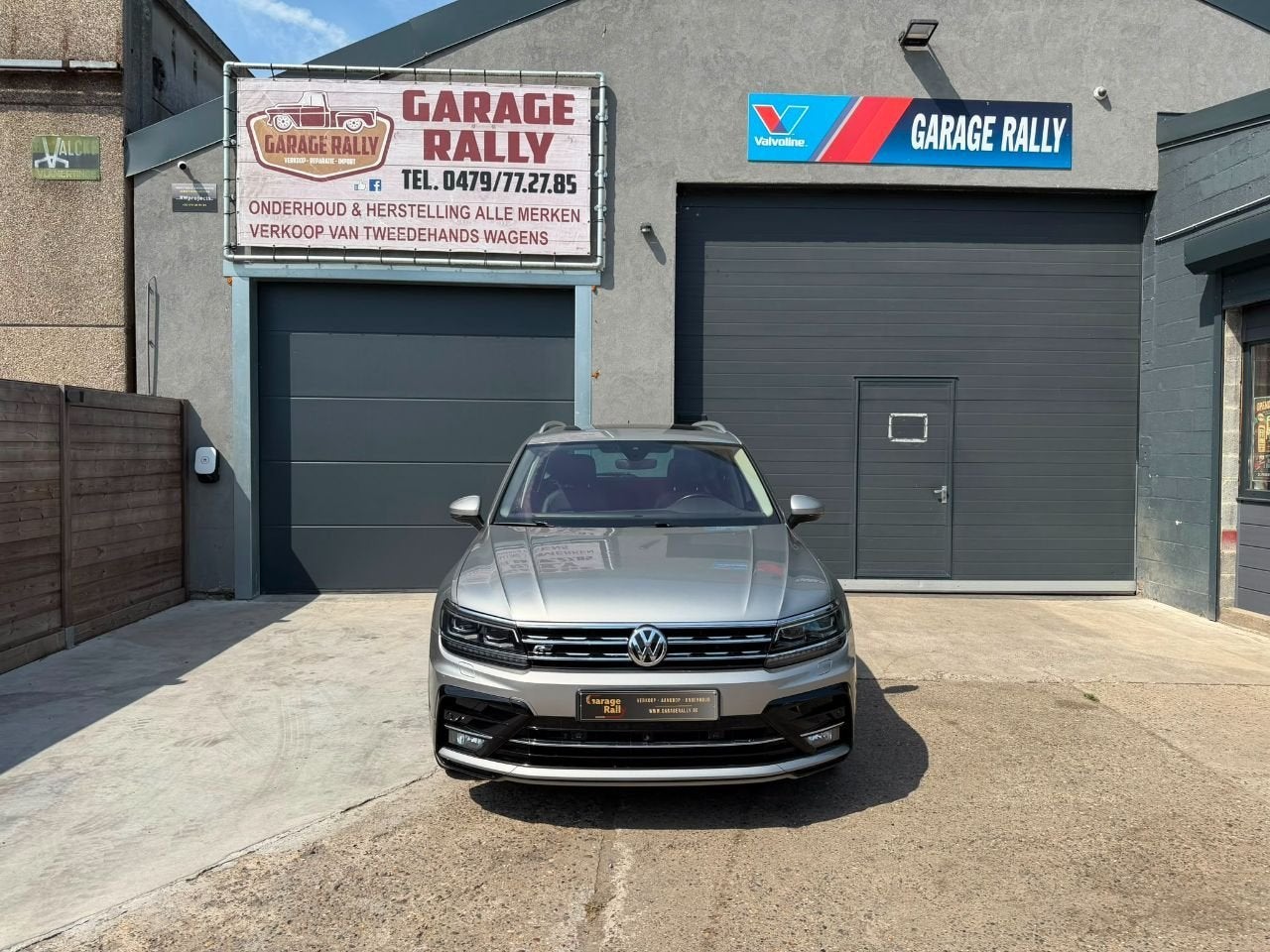 Volkswagen Tiguan Highline BMT/Start-Stop 4Motion, Autos, Volkswagen, Argent ou Gris, Achat, Entreprise, Carnet d'entretien