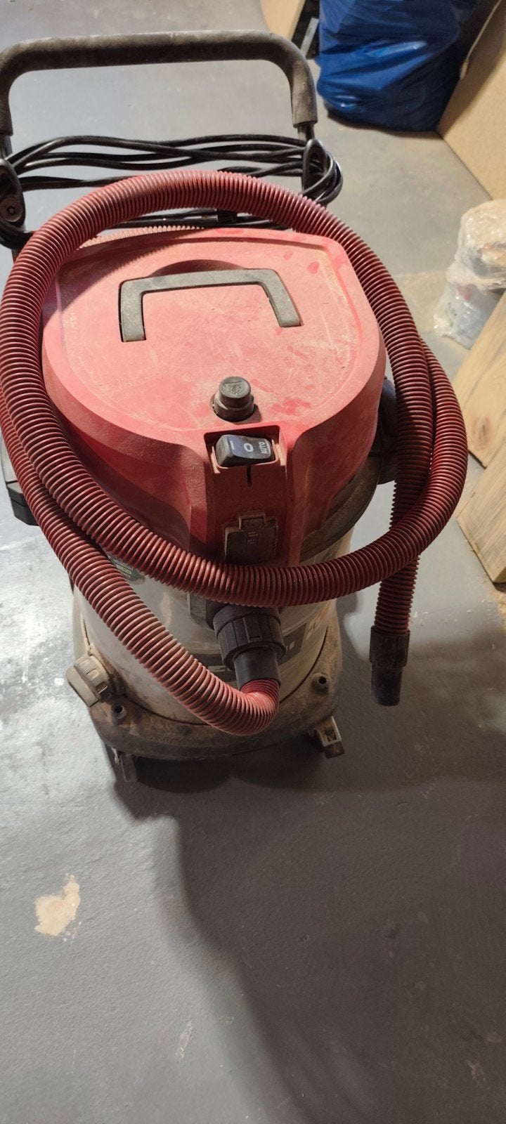 Aspirateur tout usage Einhell 50l, Envoi