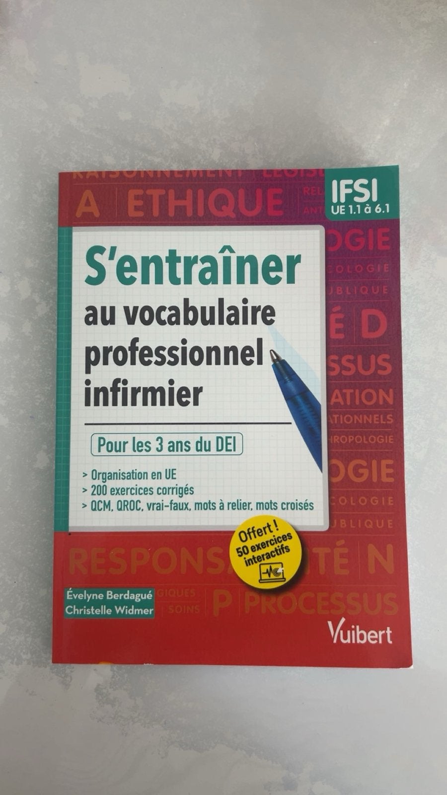 livre infi, Livres, Enlèvement, Comme neuf