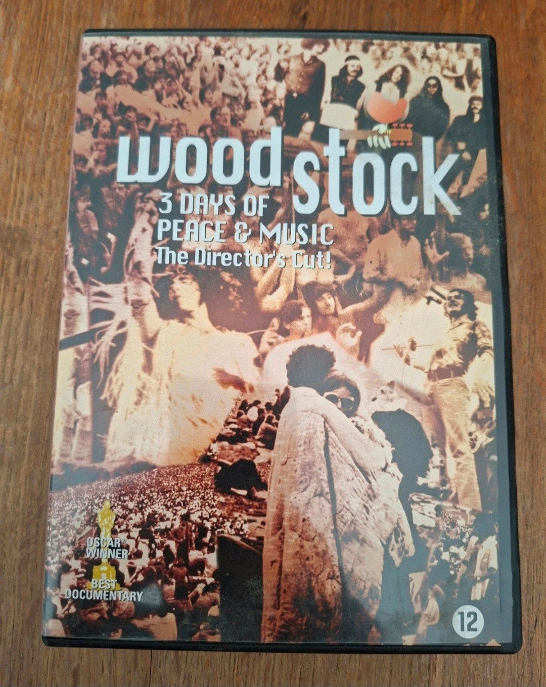 DVD  - WOODSTOCK  - DIRECTOR'S CUT - 3 DAYS PEACE & MUSIC !!, Enlèvement ou Envoi, Anglais, Comme neuf, 1960 à 1980
