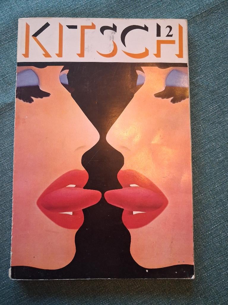 KITSCH, oud (1971) magazine., Boeken, Ophalen of Verzenden, Gelezen, Schilder- en Tekenkunst