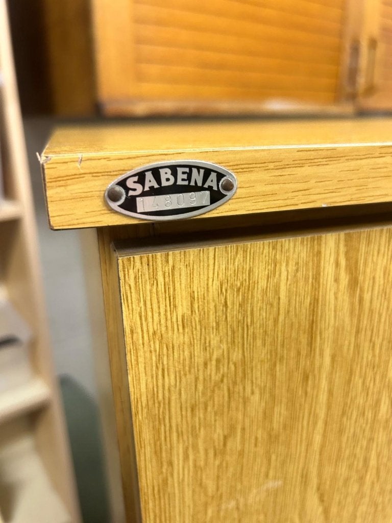 Houten kast van EX SABENA, Verzamelen, Ophalen, Gebruikt, 1 t/m 20, Gevuld