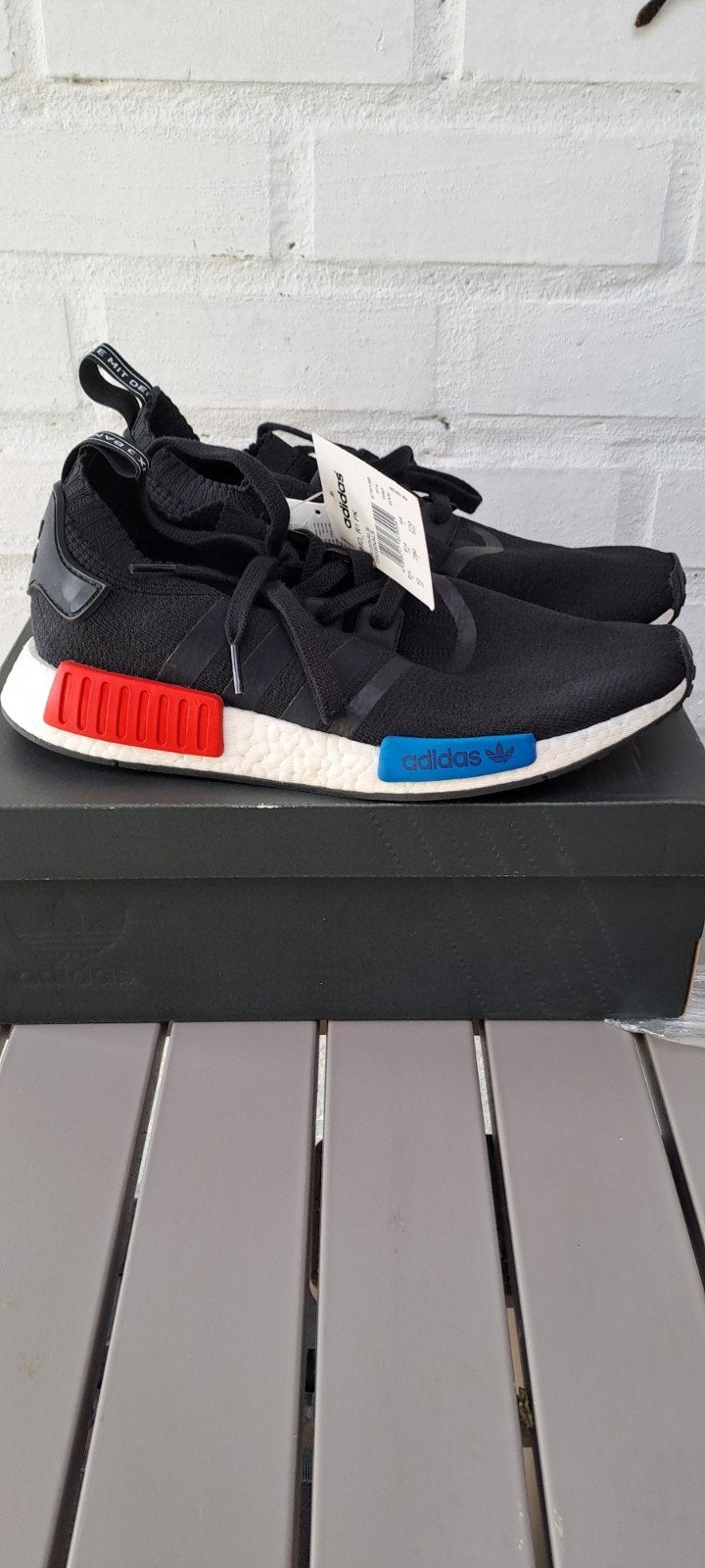 Adidas nmdr1pk neufs T44, Sport en Fitness, Ophalen