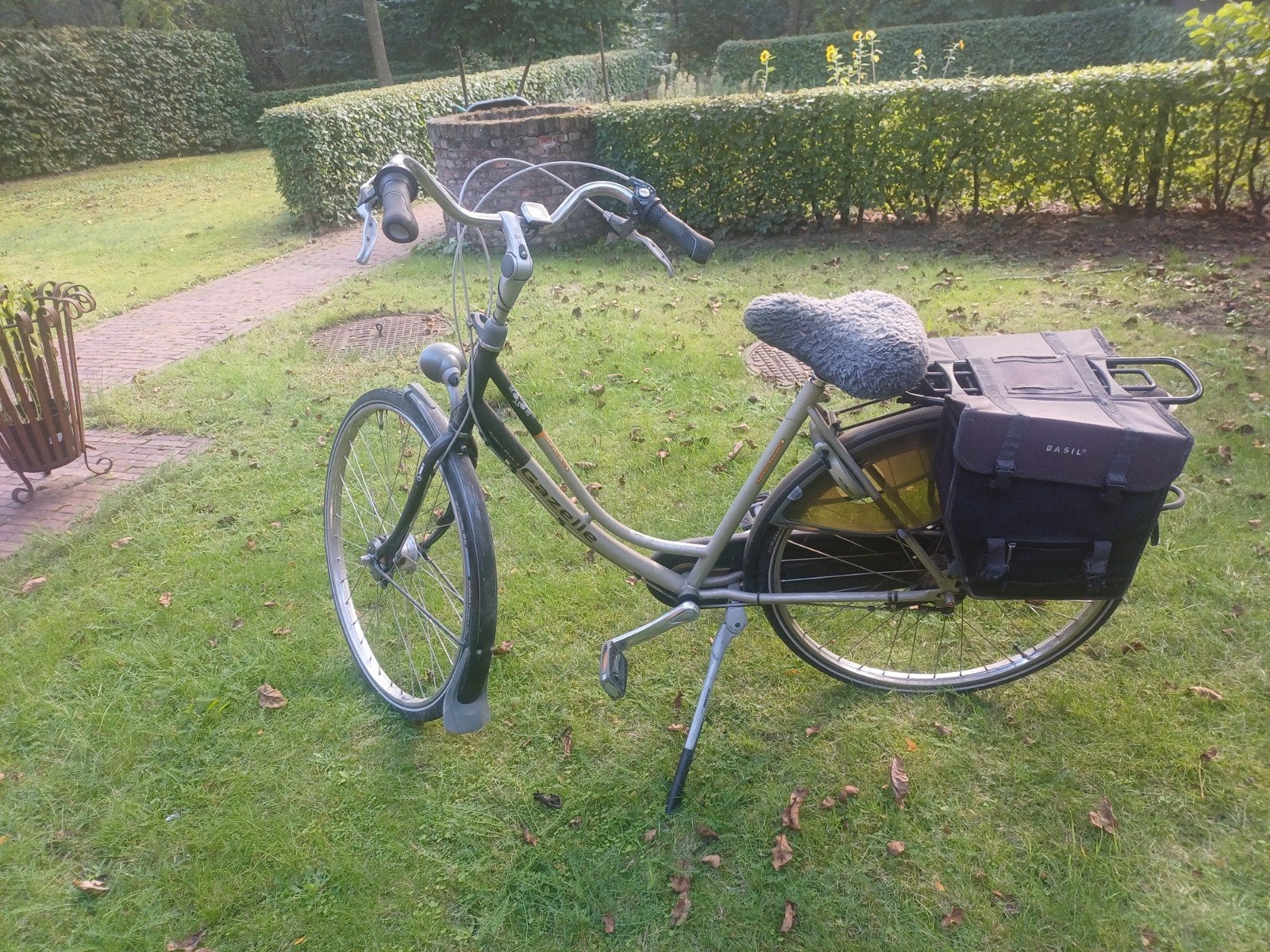 degelijke Gazelle damesfiets, Ophalen