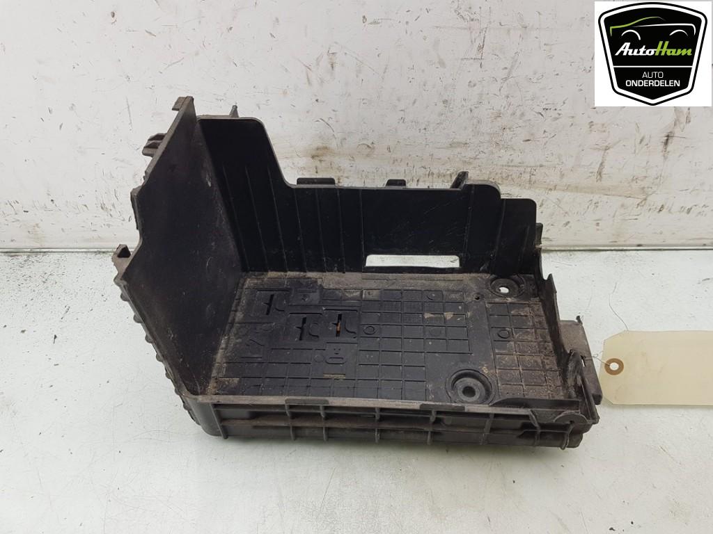 ACCUBAK Opel Crossland (X) (|9801801880|3637909|), Gebruikt, Opel