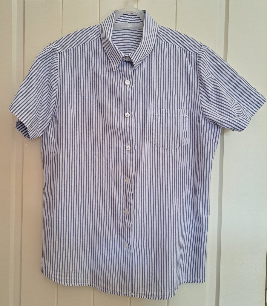 Uniform hemden Sint Ludgardis Merksem maat XL, Enlèvement ou Envoi, Porté, Taille 46/48 (XL) ou plus grande, Bleu