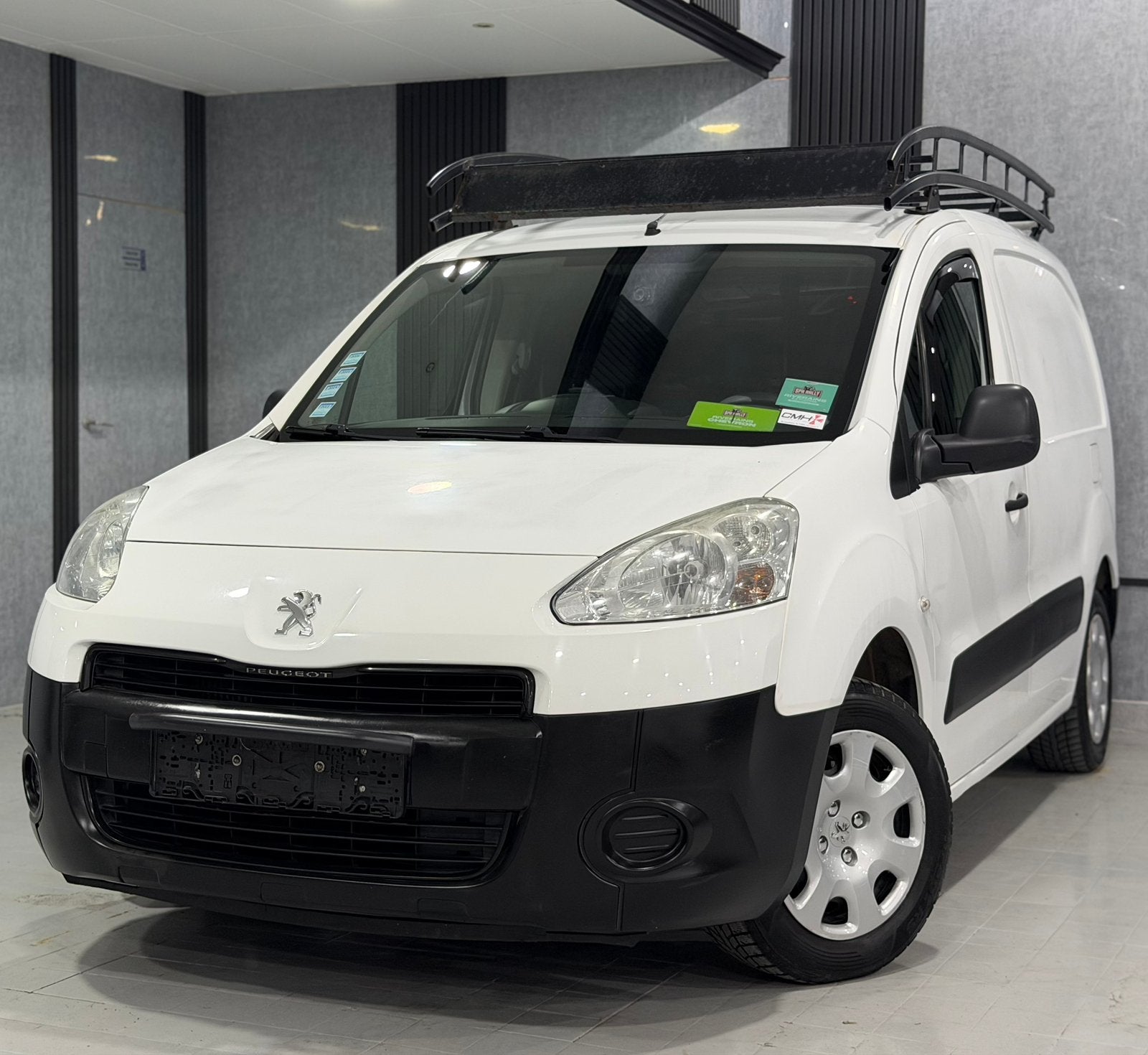 PEUGEOT PARTNER UTILITY 1.6HDI DAKDRAGER VOOR AIRCO, Auto's, Peugeot, Bedrijf, Te koop, Partner, ABS, Airbags, Airconditioning