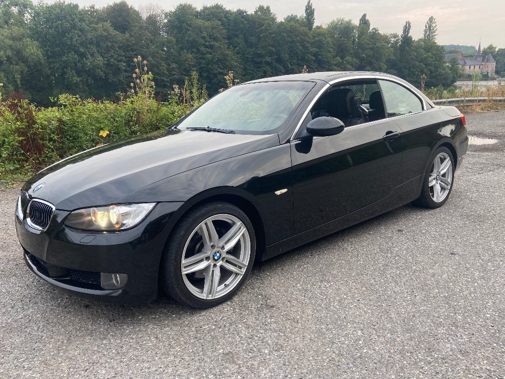 BMW 325 I CABRIOLET, Autos, Cuir, Achat, Cabriolet, Sièges électriques