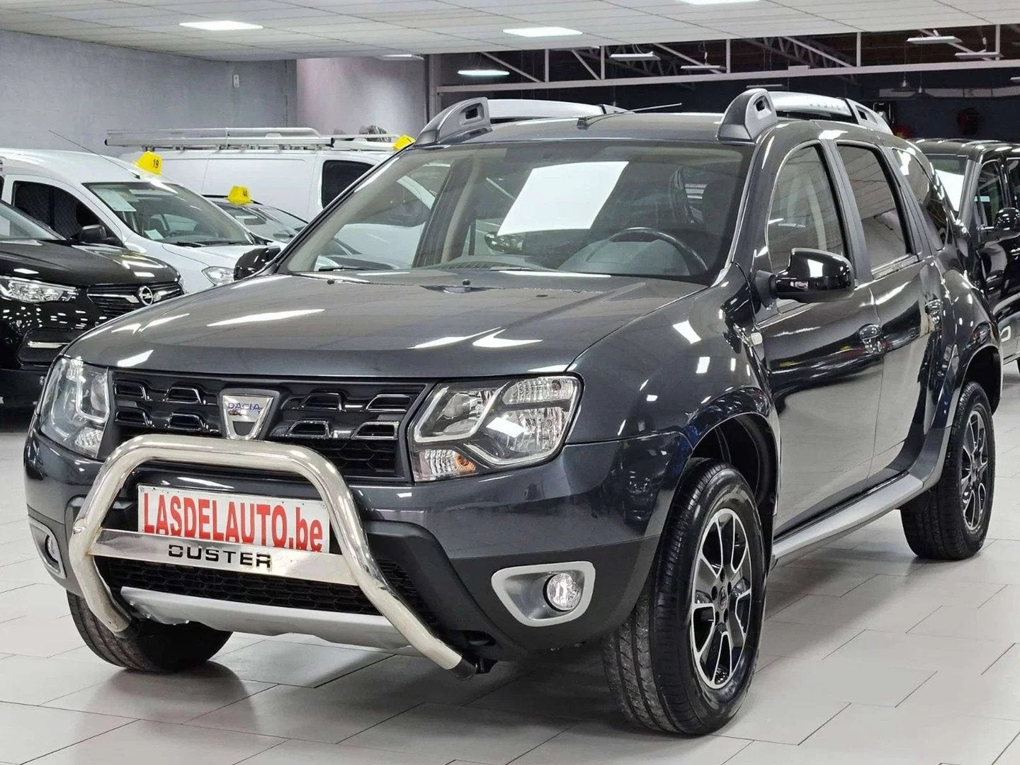Dacia Duster 1.2 TCe 4x2 Prestige CAMERA Sensors Attache Rem, Stof, Gebruikt, 4 cilinders, Duster