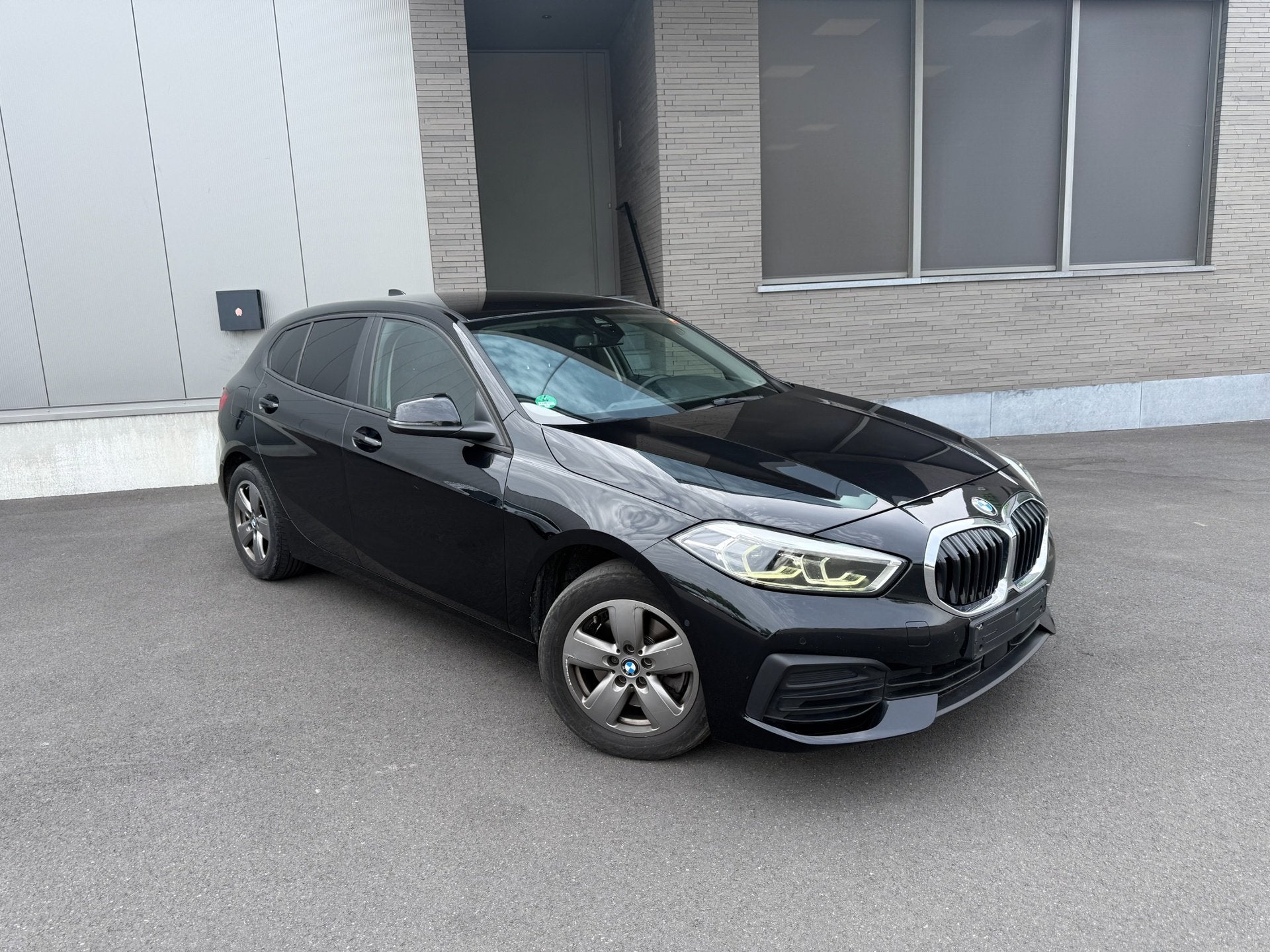BMW 116D | 2020 | Automaat | btw wagen, Auto's, 1 Reeks, Gebruikt, Euro 6, Zwart