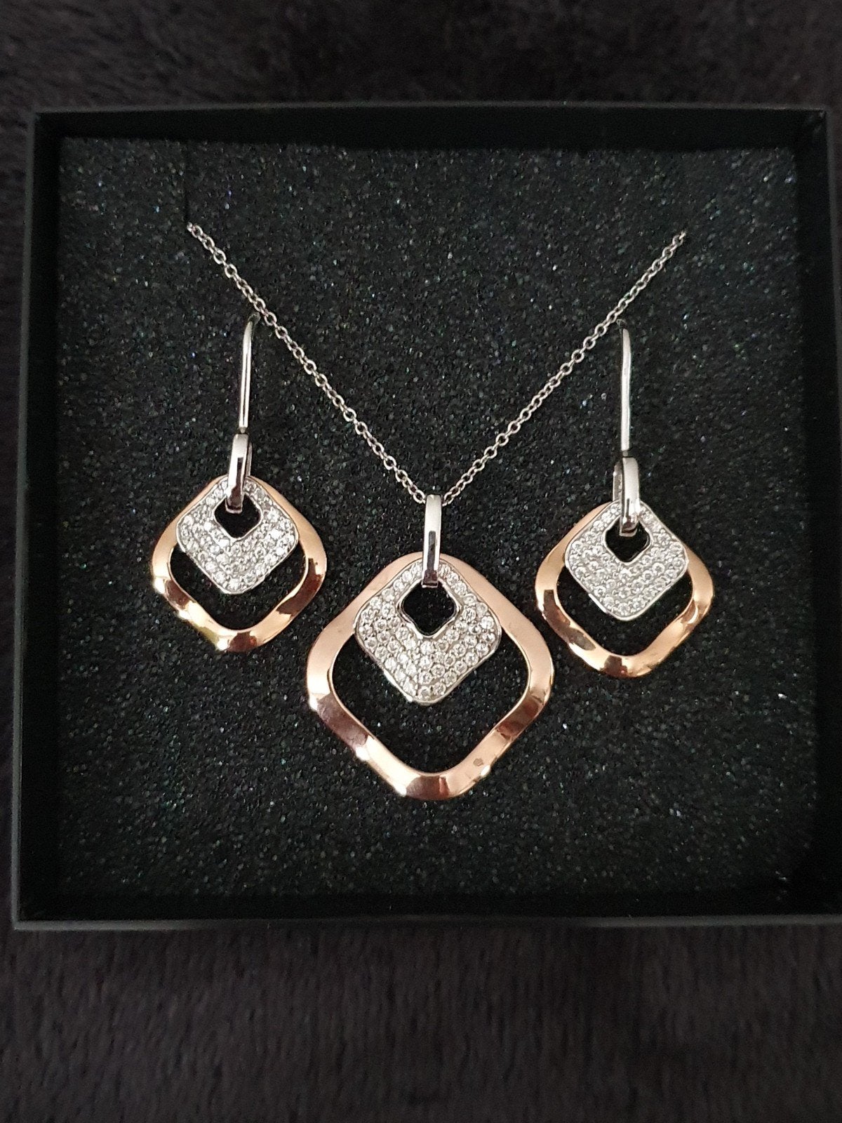 nieuwe zilveren halsketting met bijpassende oorbellen, Handtassen en Accessoires, Ophalen of Verzenden, Nieuw, Zilver, Met hanger