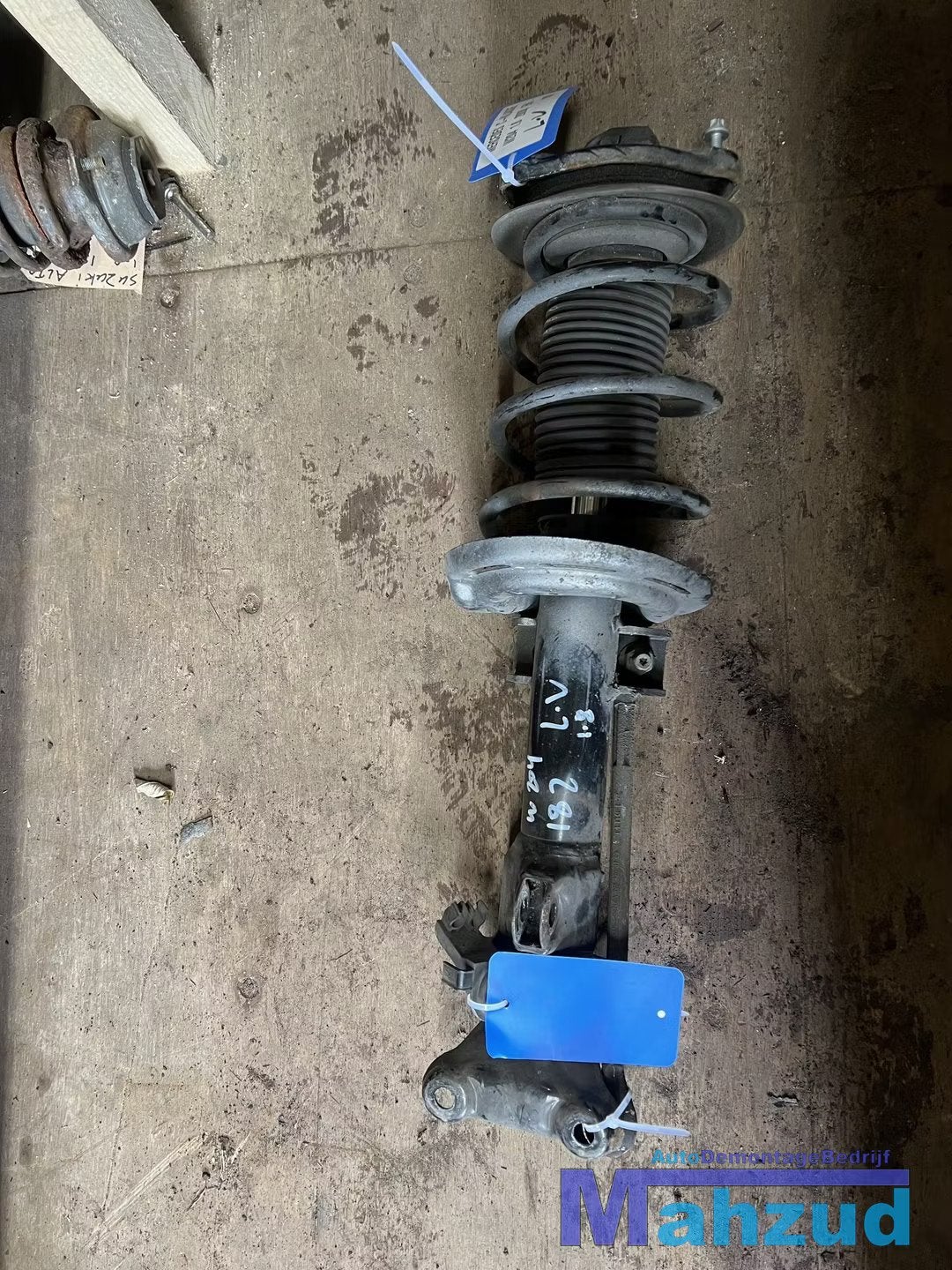 MERCEDES C KLASSE W204 1.8 Veerpoot links voor 2007-2013, Mercedes-Benz AG, Mercedes-Benz, Utilisé, Mercedesstrasse 120
70372  Stuttgart, DE