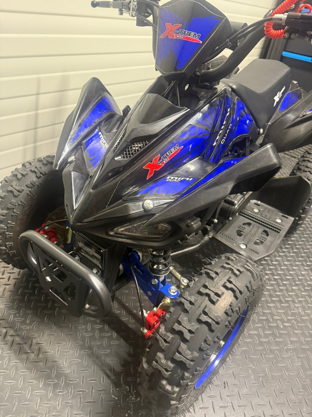 49cc benzine kinder quad, Motoren, Quads en Trikes