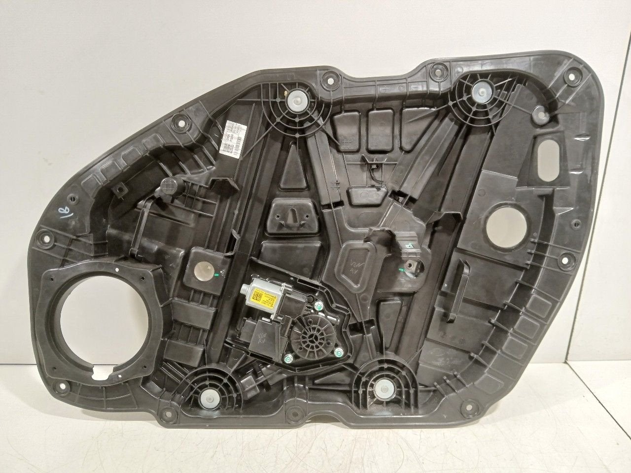 Raammechaniek elektrisch rechts voor Kia Optima, Onderdelen@venauto.nl, Van der Ven Autorecycling B.V., Ettenseweg 76, 4706 PB Roosendaal, The Netherlands
