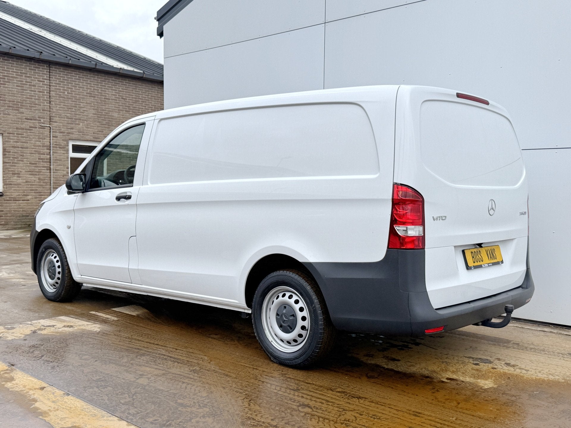 Mercedes-Benz Vito 114 1.9 CDI Automaat L2H1 Achterklep Clim, Auto's, Bestelwagens en Lichte vracht, Automaat, 4 deurs, Achterwielaandrijving