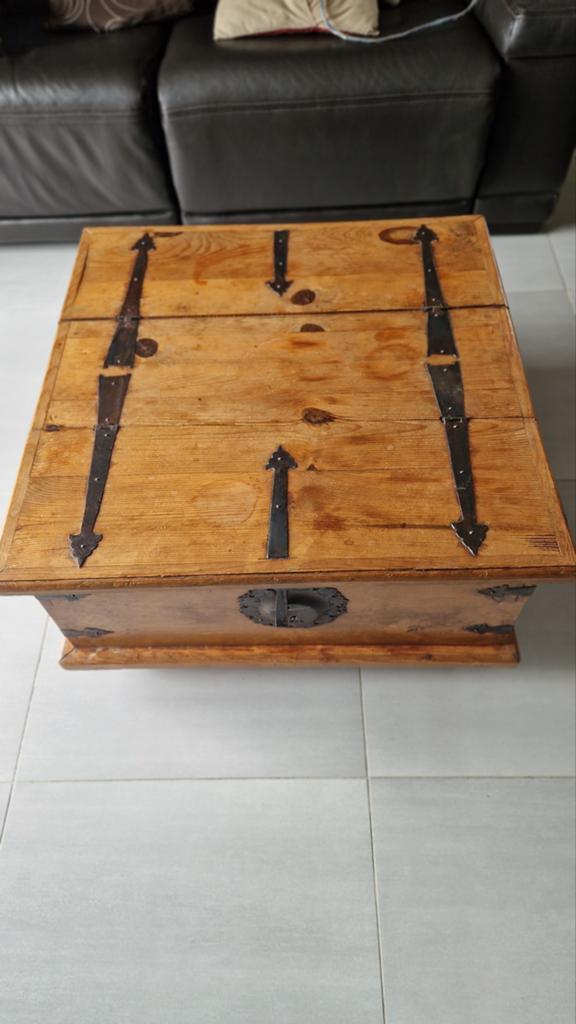 Coffre - table de salon, Maison & Meubles, Enlèvement