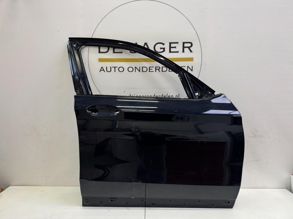 BMW X3 G01 RECHTER VOORDEUR DEUR RECHTS VOOR, Auto-onderdelen, Petuelring 130
80788  Munich, DE, Gebruikt, Deur, Info@bmw.de