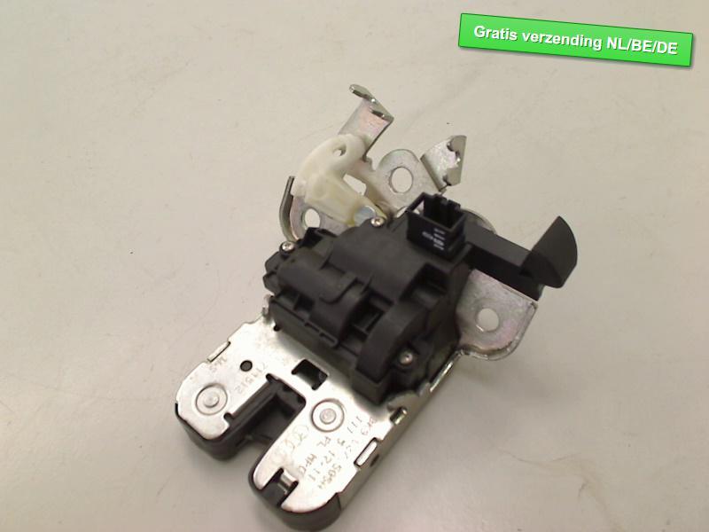ACHTERKLEPSLOT Audi A4 Avant (B8) (8K9827505), Gebruikt, Achterklep, Dhr. R. de Gouw, Audi