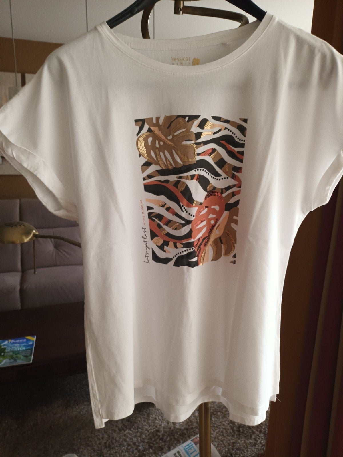 T-shirt entièrement nouveau l, Vêtements | Femmes, T-shirts, Enlèvement ou Envoi, Taille 42/44 (L), Blanc