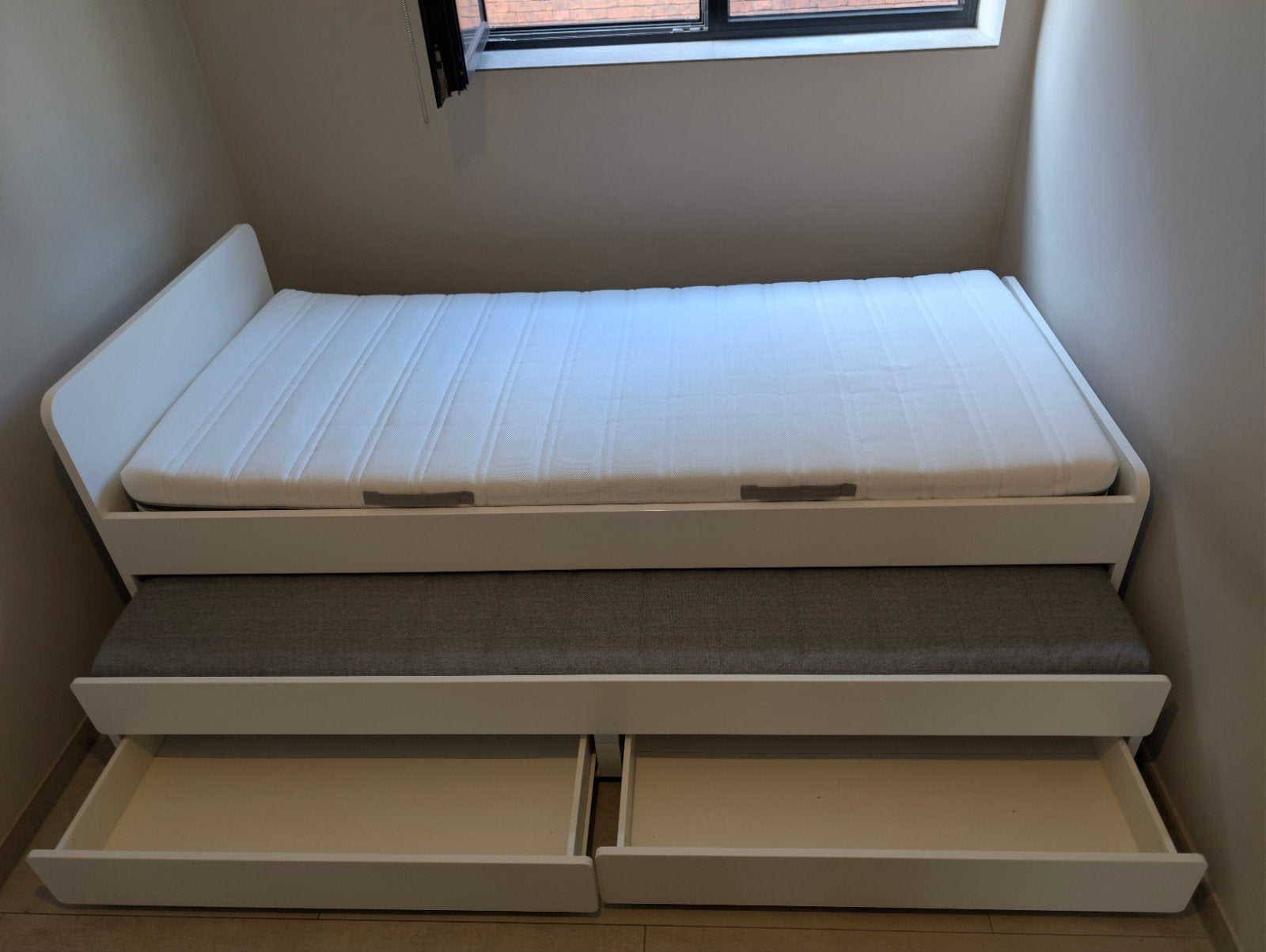 1-persoonsbed, op te halen in Hoeselt, Huis en Inrichting, Slaapkamer | Bedden, Ophalen, 90 cm, Eenpersoons, Wit