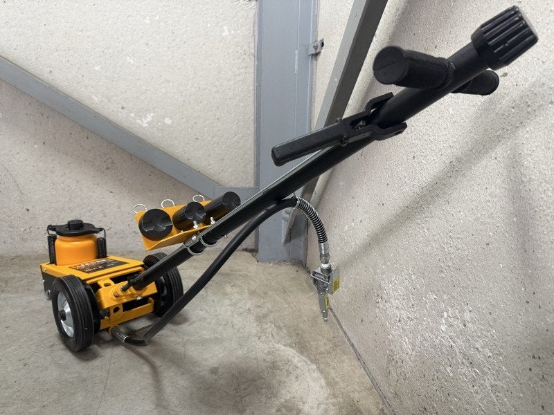 Cric de garage hydropneumatique JCB de 35 tonnes