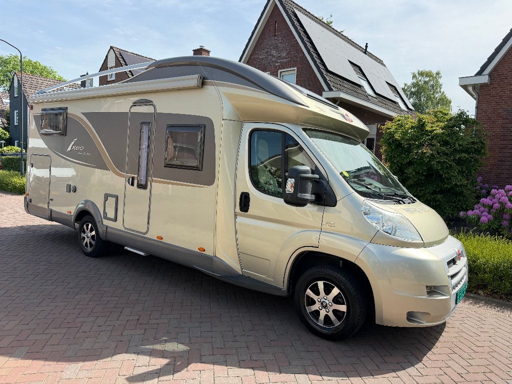 Burstner T726 Enkele Bedden & Hefbed Bj 2012 1e Eign Euro 5, Airbags, Ringverwarming, Fiat, Particulier